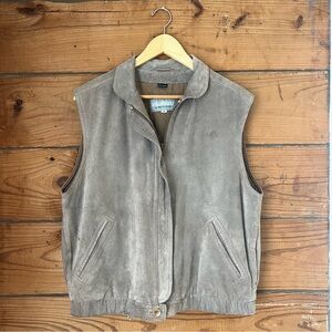 Vintage Deadstock Women’s Genuine Suede 100% Leather Vest Size 8